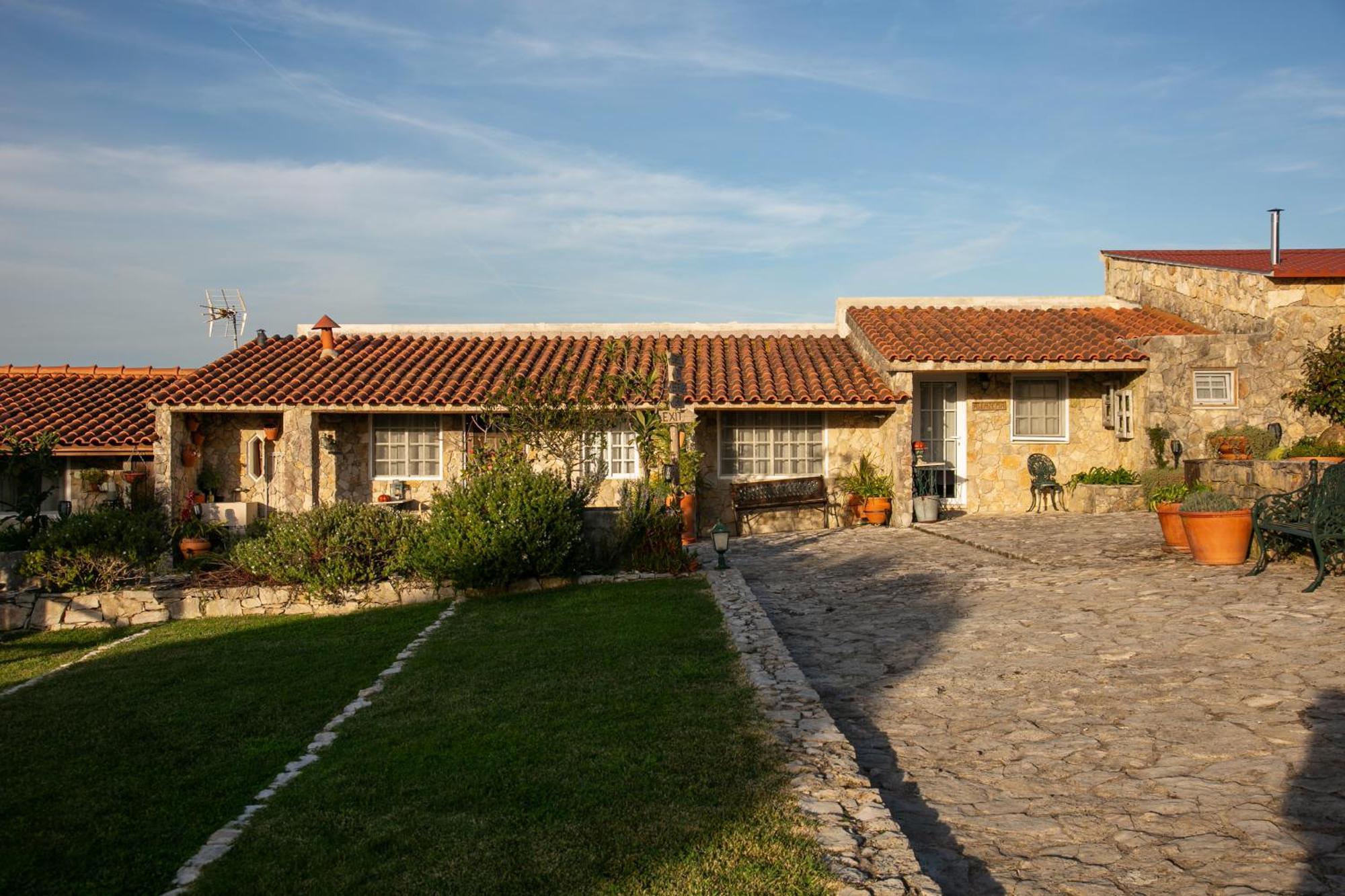 Casas Da Gralha Bed & Breakfast Turquel Екстериор снимка