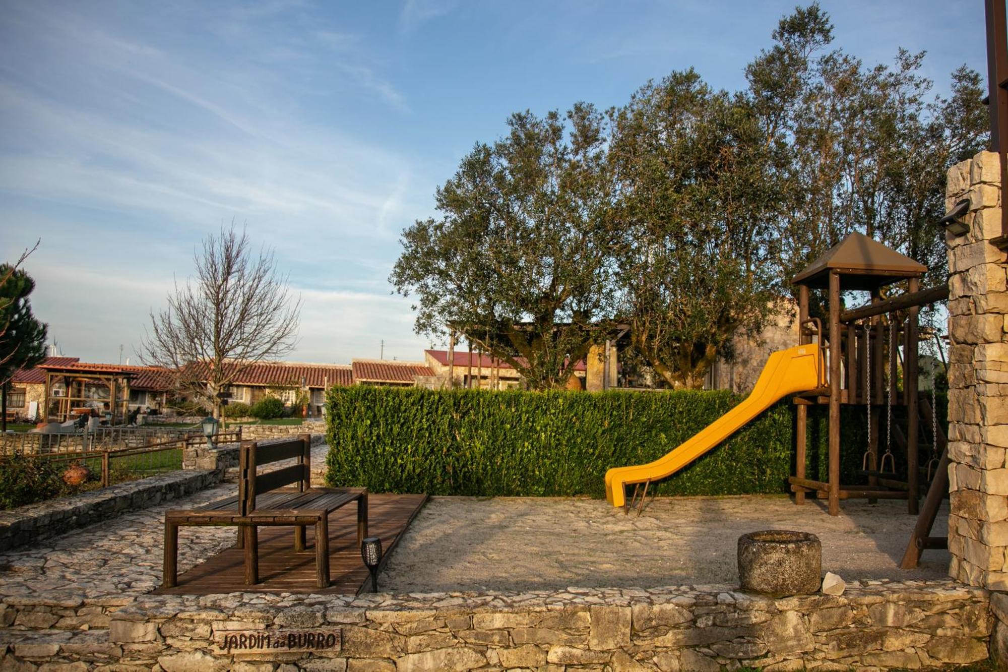 Casas Da Gralha Bed & Breakfast Turquel Екстериор снимка